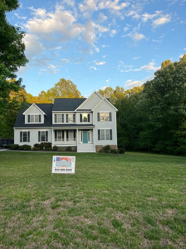 siding &amp; trim in henrico County - 6313 Cookes Farm Dr