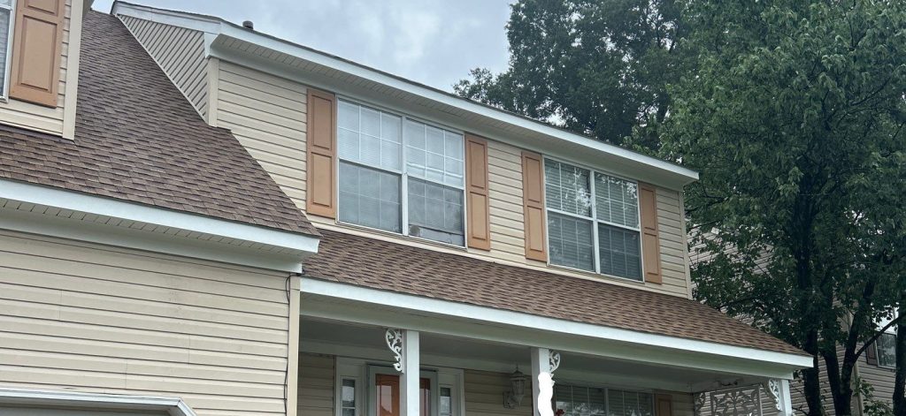 After-HDZ-Shakewood-512-Rutgers-Ave-Chesapeake-23054-City-Of-Chesapeake-South-Norfolk-Borough-Oscar-F.-Smith-High-School-36.7928N-76.2716W