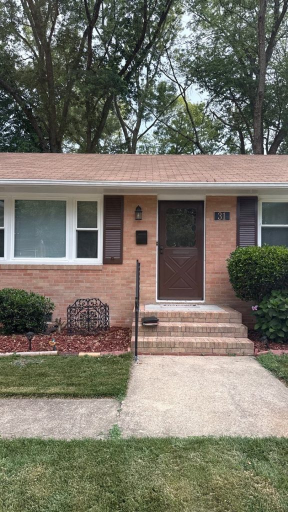 Before-HDZ-Hickory-31-Bernard-Drive-Newport-News-23602-City-Of-Newport-News-South-District-Menchville-High-School-37.1148N-76.5188W